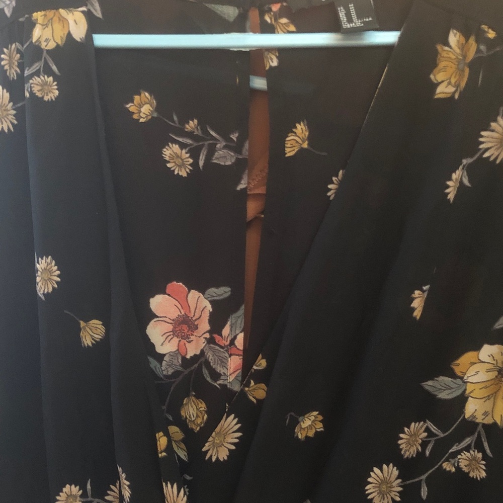 Floral - Picture 1 of 1